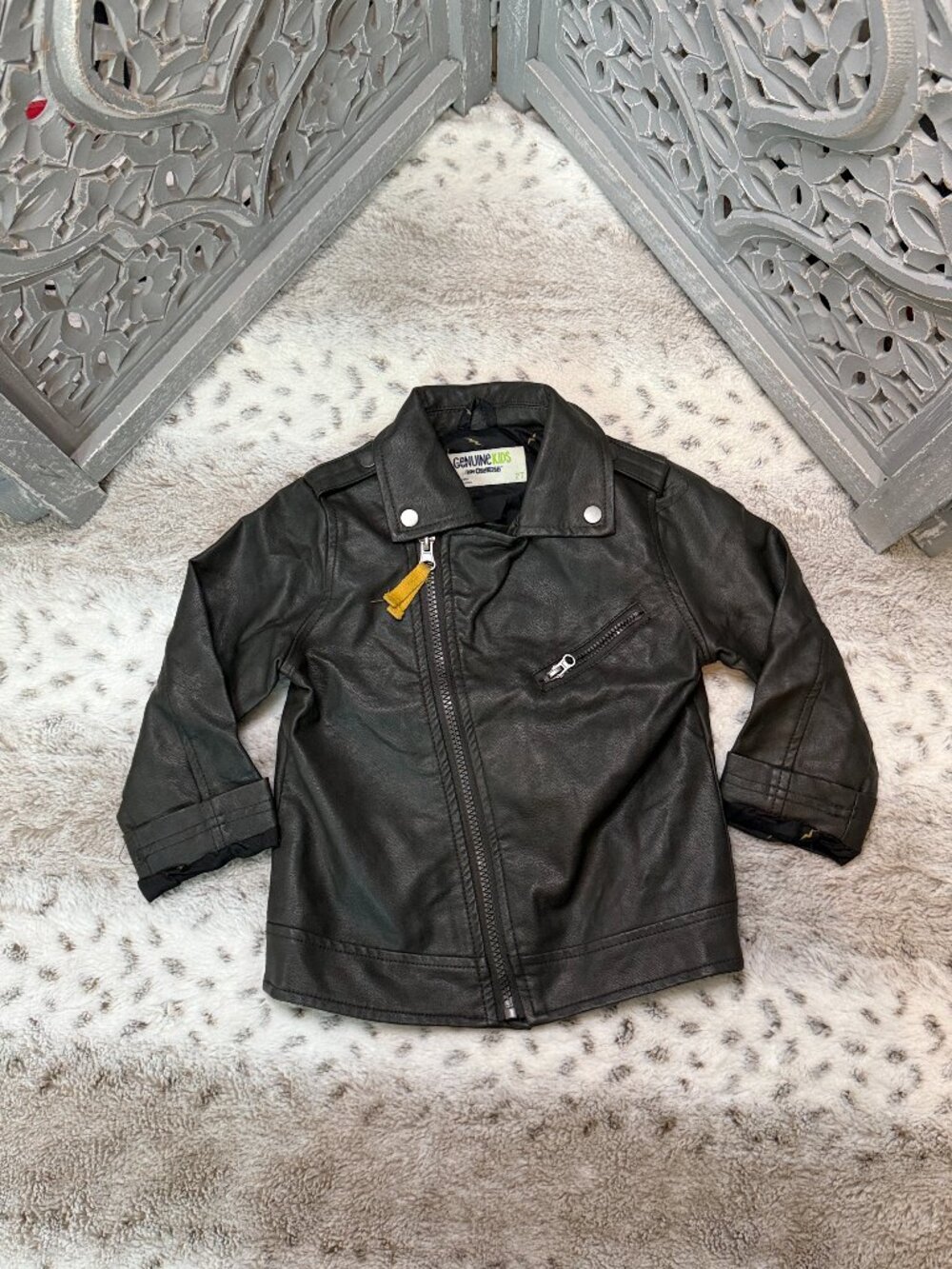 OshKosh B'Gosh faux leather jacket boys 2T motorcycle biker winter preschool
